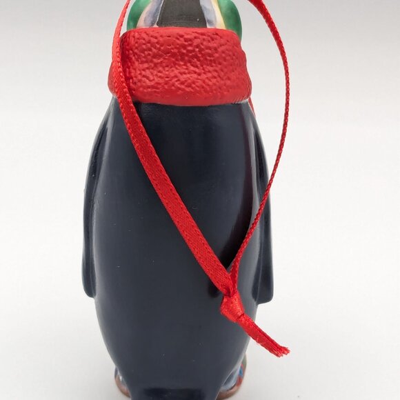 Hallmark Keepsake Safe and Snug 2001, 1st in Safe Snug Series Porcelain Ornament - Picture 5 of 11